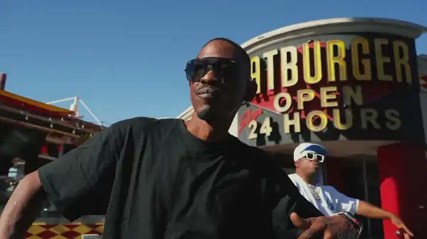 Daz Dillinger & Kurupt - We Rollin Ft. Kaydence (Video)