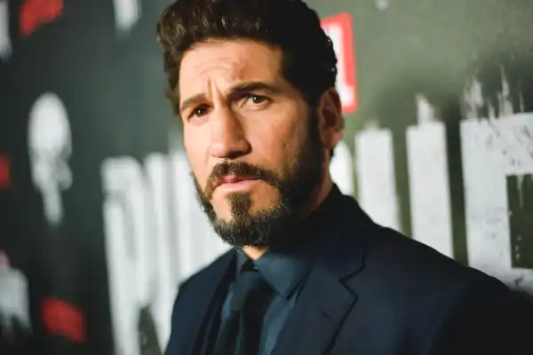 Biography & Net Worth Of Jon Bernthal