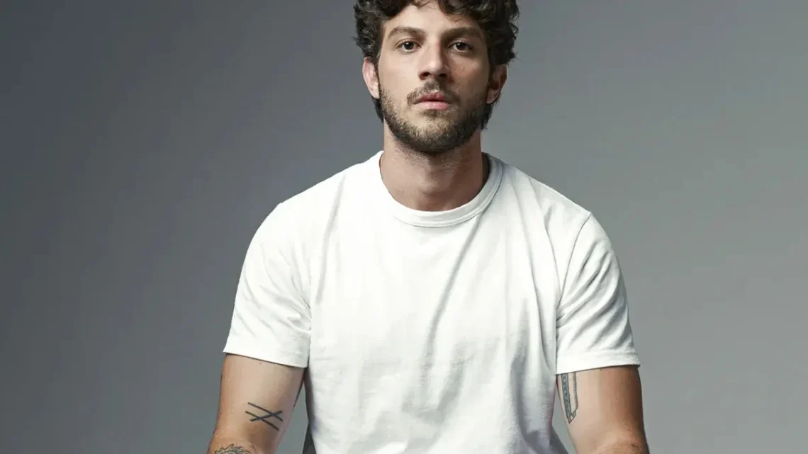 Biography & Career Of Chay Suede