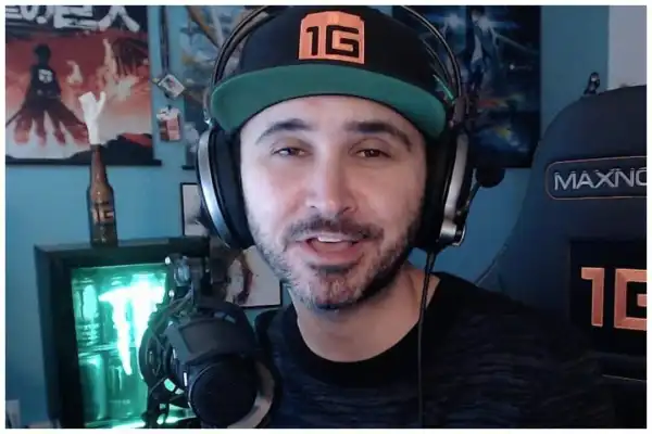 Biography & Career Of Summit1g