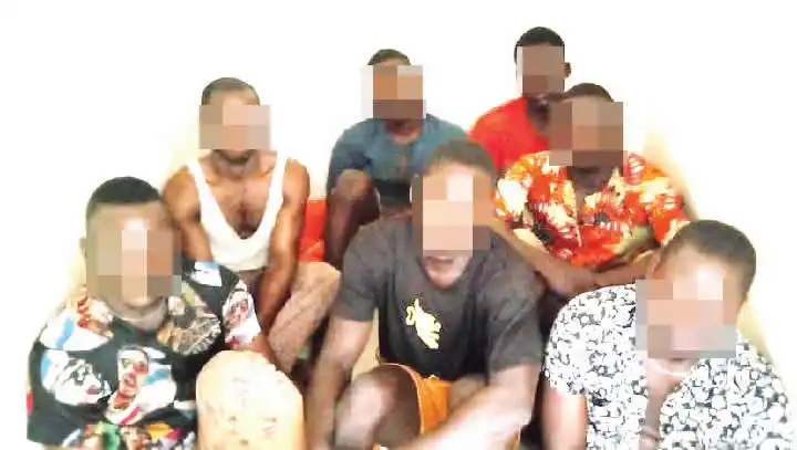 Navy arrests seven suspects stealing fuel from vessel