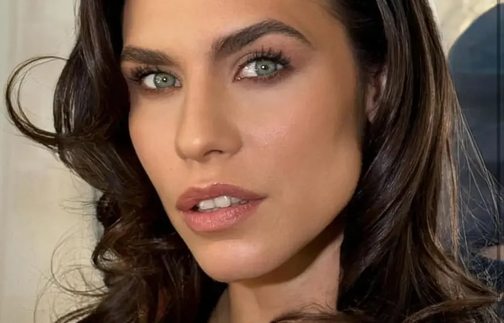 Career & Net Worth Of Ana Ularu