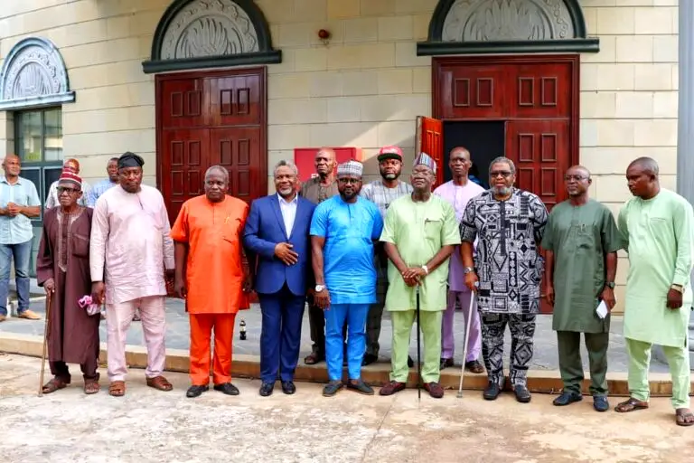 Benue APC Lawmaker, Six Other Stalwarts Defect To PDP