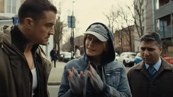 Bryce Dallas Howard & Orlando Bloom Are Undercover Improv Comics in Deep Cover Trailer