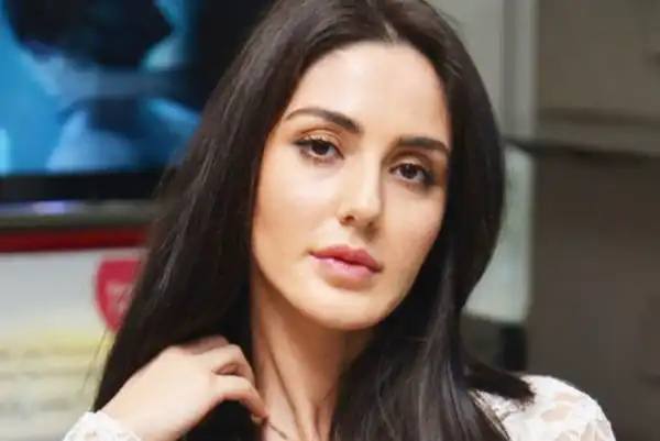 Biography & Net Worth Of Farah Karimaee