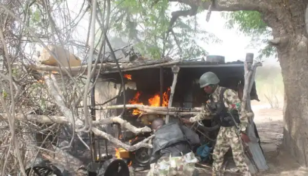 Troops rescue nine kidnap victims, kill 10 bandits