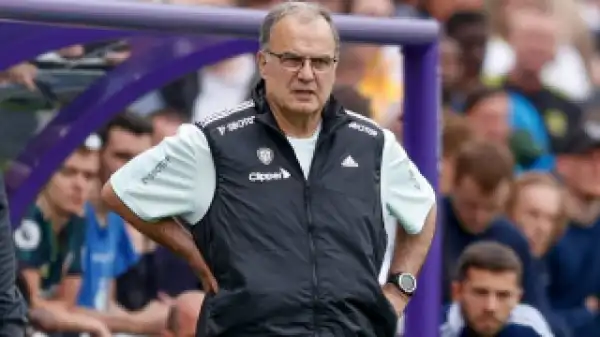 Leeds boss Bielsa snaps at reporter over sack question