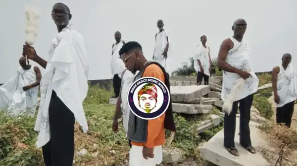 Skiibii – Trenches (Video)