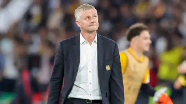 Solskjaer accepts Man Utd job under threat