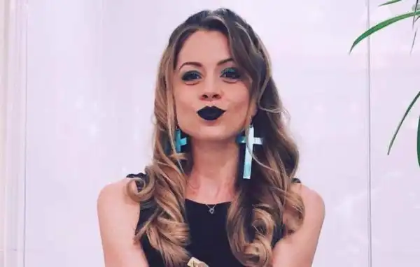 Career & Net Worth Of Lux Wright