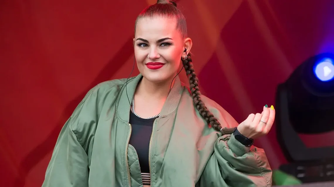 Career & Networth of Sonya Tayurskaya