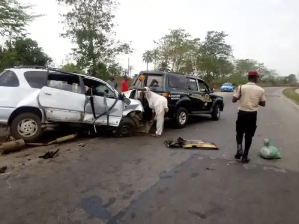 OMG!! 7 Persons Burnt To Death In Lagos-Ibadan Expressway