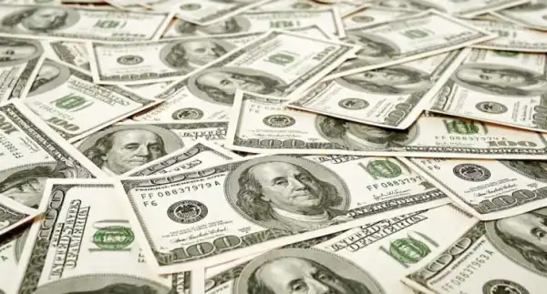 Clamp down on those hoarding dollars, Ooni tells FG