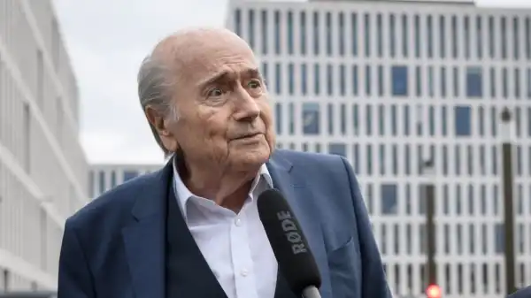 Sepp Blatter infers President Sarzoky influenced Qatar World Cup vote