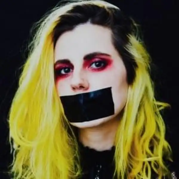 Aviva – Cursed