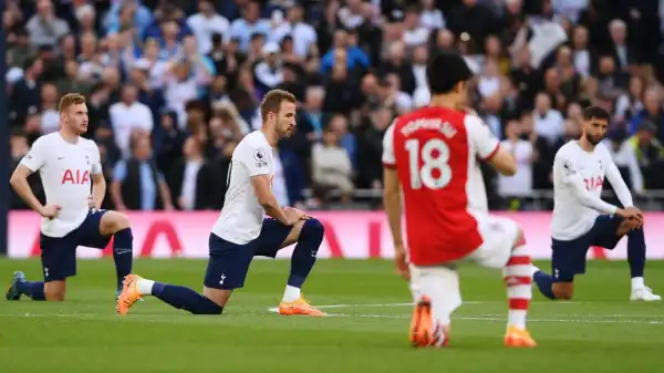 Premier League captains discussing whether to continue taking knee