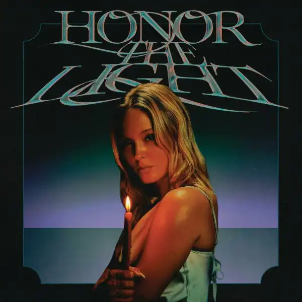Zara Larsson – Sankta Lucia