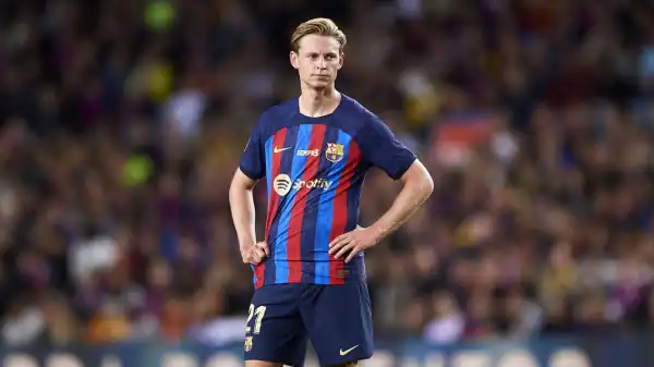 Joan Laporta issues statement on Frenkie de Jong future amid Man Utd interest