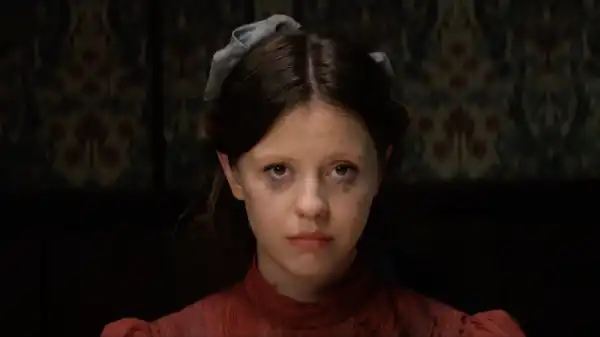 Pearl Trailer Previews A24’s Horror Prequel Starring Mia Goth