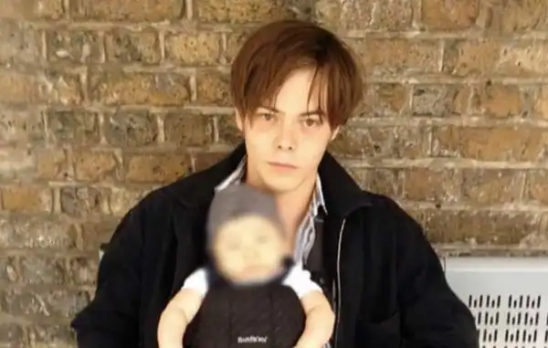 Age & Career Of Charlie Heaton