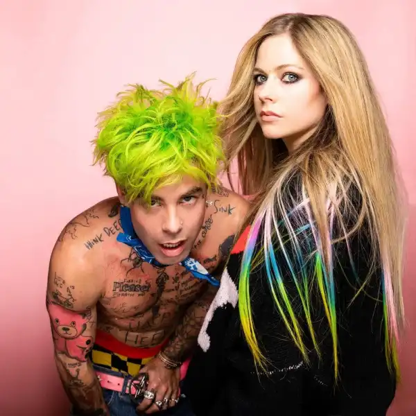 MOD SUN Ft. Avril Lavigne – Flames