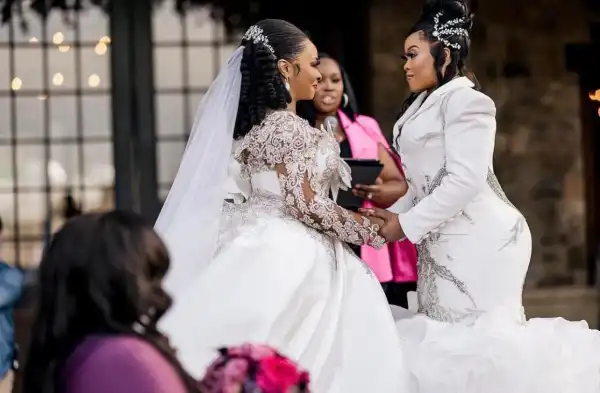 American Rapper, Da Brat Marries Lesbian Lover In Grand Style (Photos)