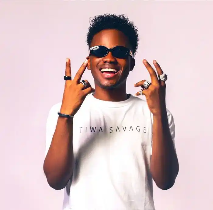 MAD OH!! Korede Bello Replies Fan Who Trolled Him For Using Android, Advises Youths To Stay Real (see reply)