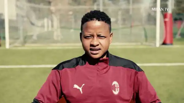 Biography & Career Of Refiloe Jane