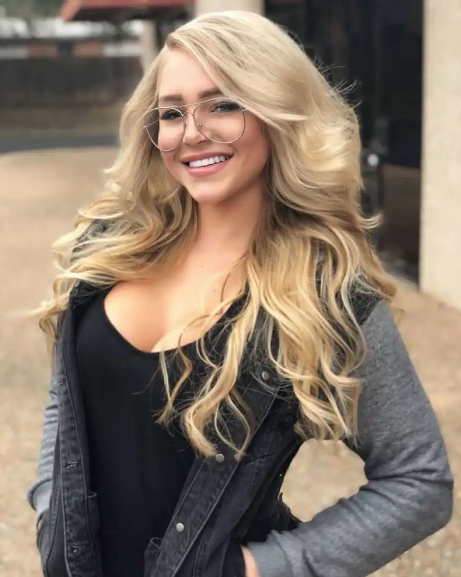 Biography & Career Of Courtney Tailor ▷ Waploaded