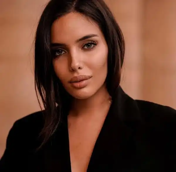 Biography & Career Of Sara Arfaoui