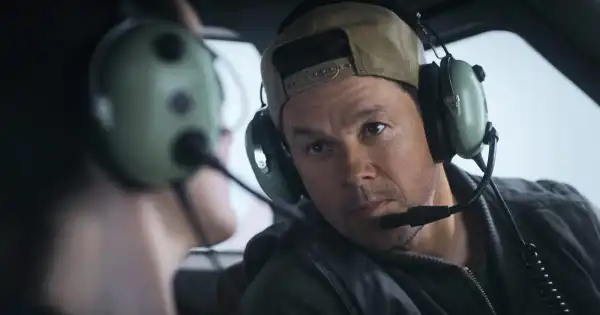 Flight Risk Digital Release Date Set for Mark Wahlberg Thriller Movie