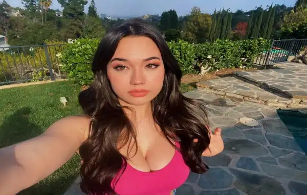 Net Worth Of Sofia Gomez