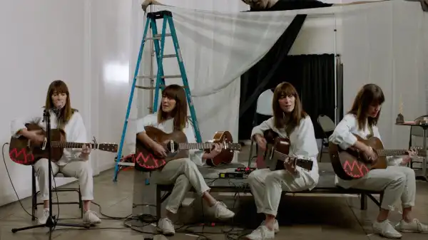 Feist – Hiding Out In The Open (Video)