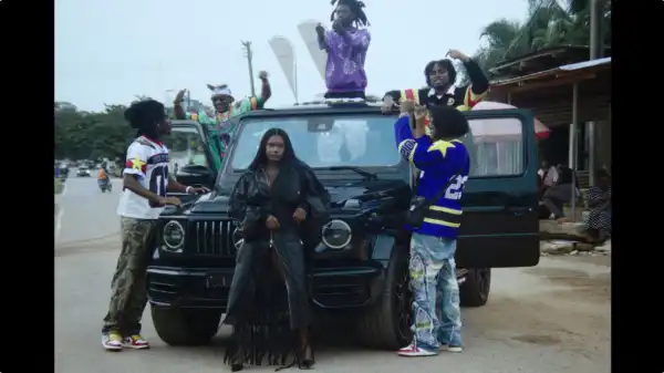 Amaarae - FREE THE YOUTH (Video)