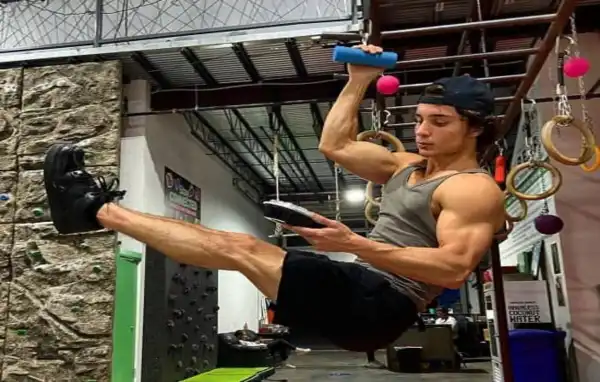 Biography & Career Of Peter Vigilante