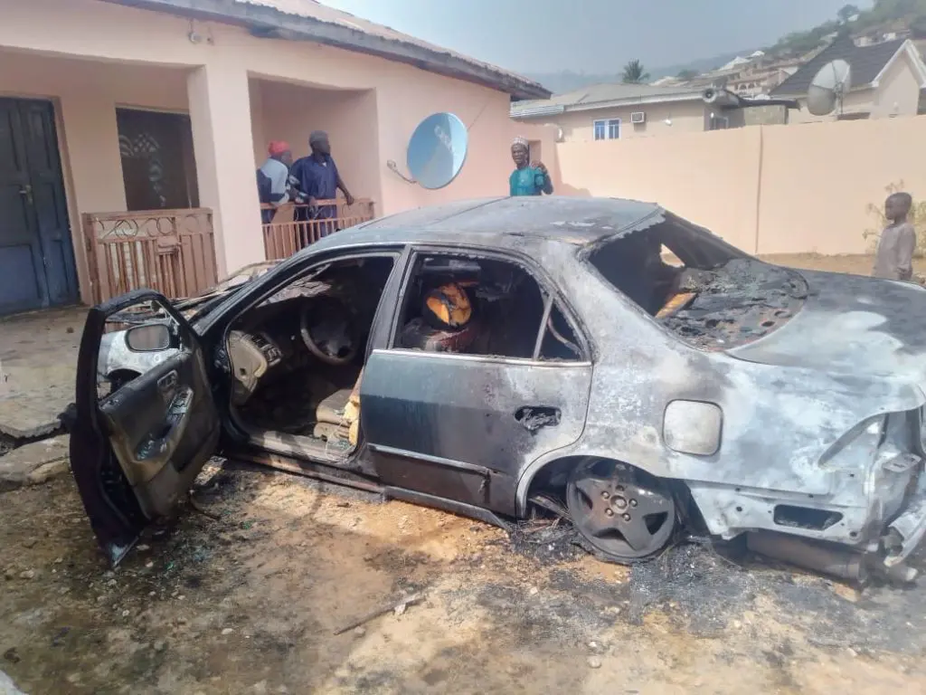 Suspected arsonists set fire on palace, properties of Kogi self acclaimed monarch