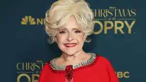 Biography & Career Of Brenda Lee