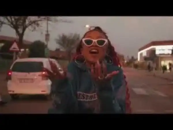 Moozlie – Asibasabi ft 25K (Video)