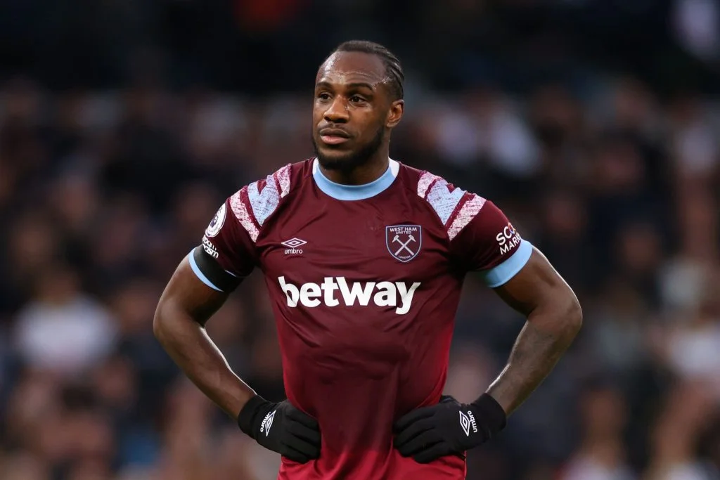 West Ham United striker Michail Antonio involved in car accident