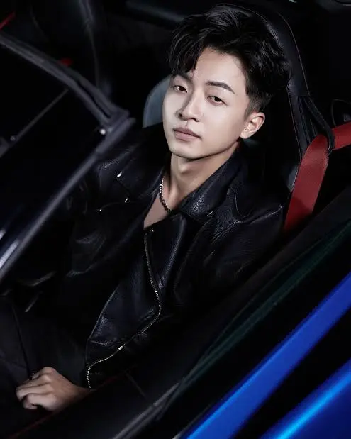 Biography & Career Of Ceanu Zheng