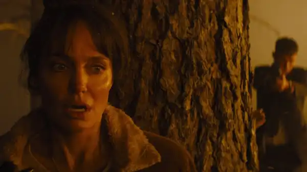Those Who Wish Me Dead (2021) - Official Trailer Starr. Angelina Jolie