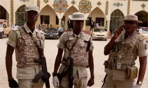 Immigration Service intercepts 21 minors being trafficked to Niger Republic