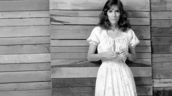 Age & Career Of Karen Carpenter