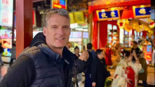 Age & Net Worth Of Dan Snow