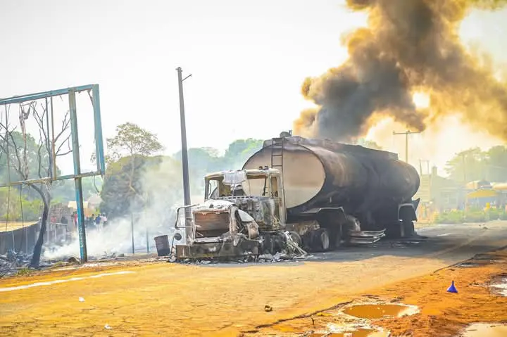 Nigerian govt mourns victims of Niger tanker explosion