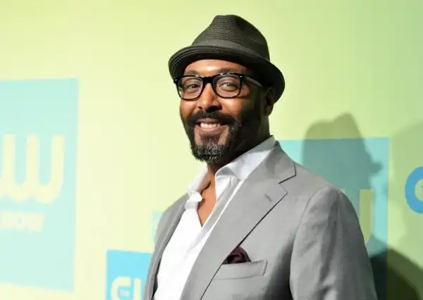 Age & Career Of Jesse L. Martin