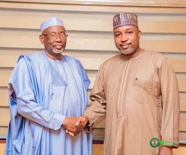 PDP National Assembly candidate, supporters join APC in Jigawa