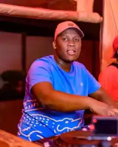 Busta 929 & Sizwe Alakine – Aus Mapule (Leak)