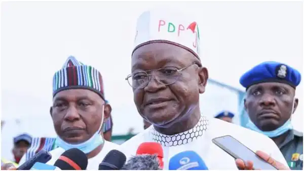 Gov Alia’s aide mocks Ortom after Turaki-led PDP chased him from Secretariat in viral video