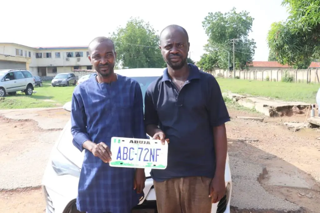 Police arrest two suspects for car theft in Niger